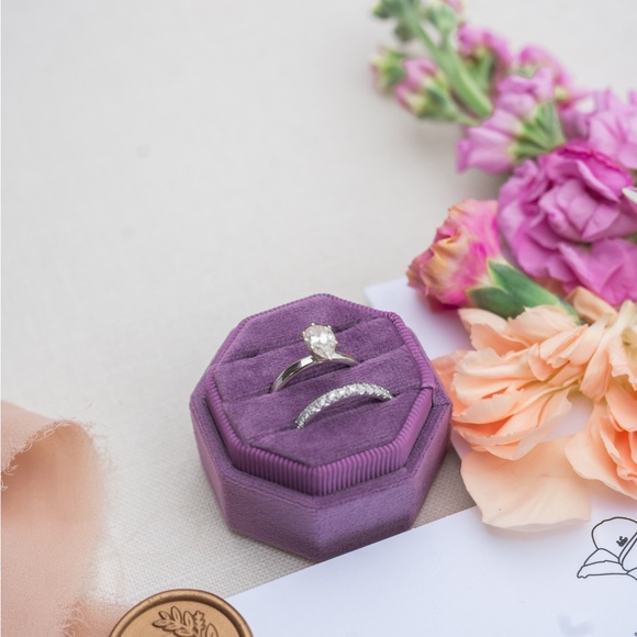 Ring Box - Picture 1 of 4